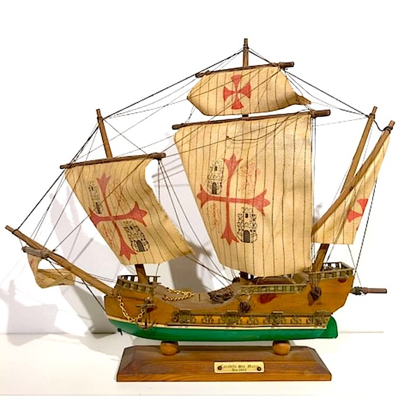 Vintage Christopher Columbus Santa Maria 1492 Scaled Model Ship - Picture 1 of 9